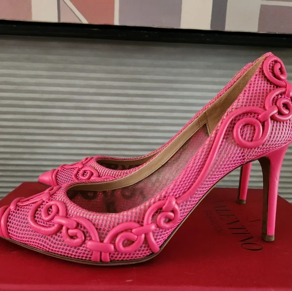 Valentino Garavani shoes 37